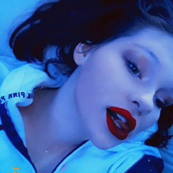 Meet your Posher, Bea - Picture 1 of 1